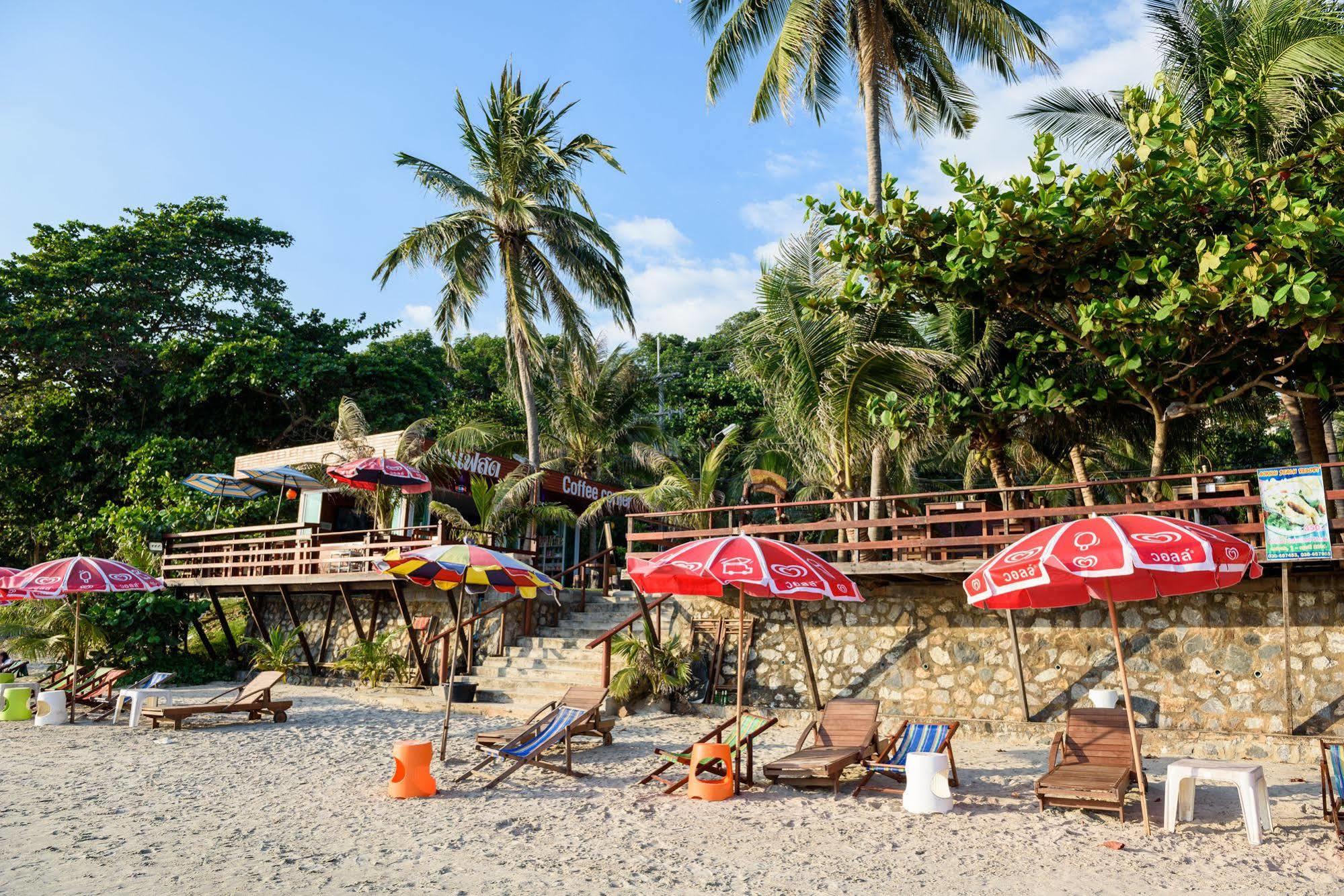 Baansuan Aokhai Beach Resort Mae Phim Exterior foto